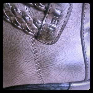 ‼️BRAND NEW‼️. JBU Amber Wedge Booties.